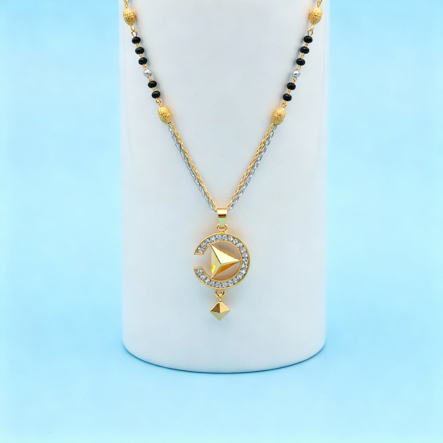 Modern Minimal Diamond Mangalsutra for Women | Forming Gold