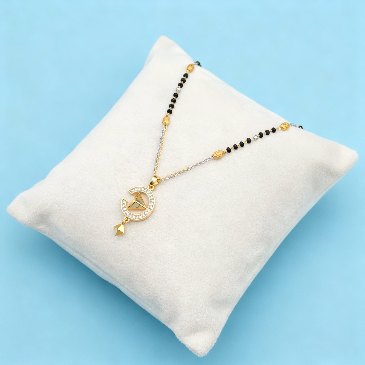 Modern Minimal Diamond Mangalsutra for Women | Forming Gold